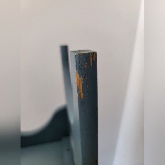 Heart Design Blue Wall Decor Shelf - Picture 4 of 10